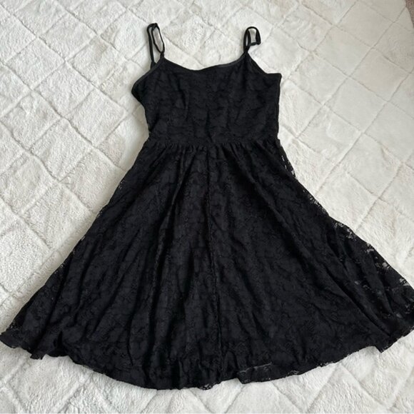 Asos | Black Lace Midi Spaghetti Strap Skater Dress | Size 4 - Picture 2 of 8